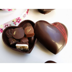 COEUR en CHOCOLAT garni